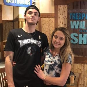 Meet your Posher, Casey